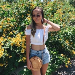 Meet your Posher, Sharon